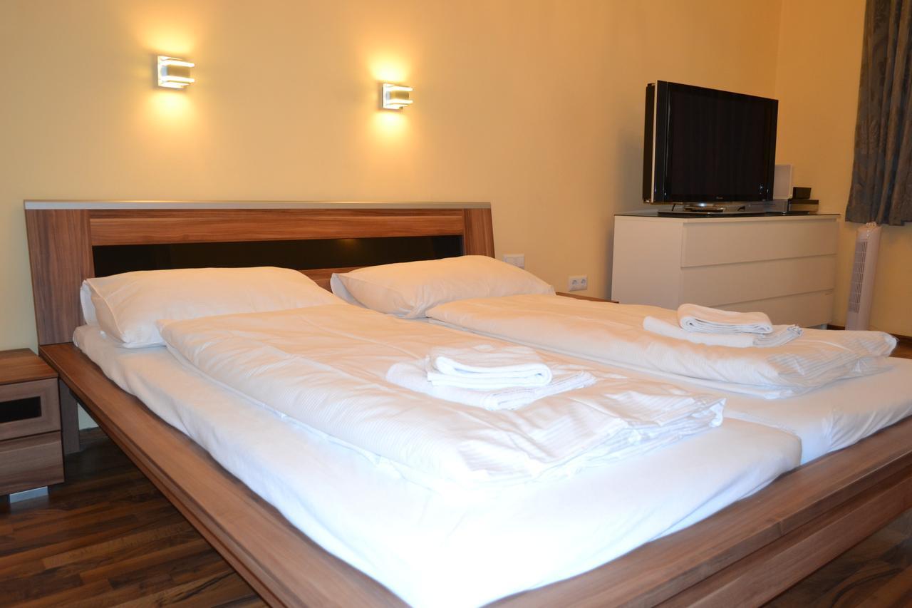 Goldfisch Apartment Vienna City Buitenkant foto